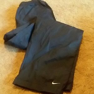 Nike men's wind pants